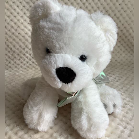 Animal Adventure 2022 White Baby Polar Bear Cub Iridescent Ribbon Bow and Feet - Picture 6 of 9